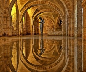 cathedral-crypt-winchester